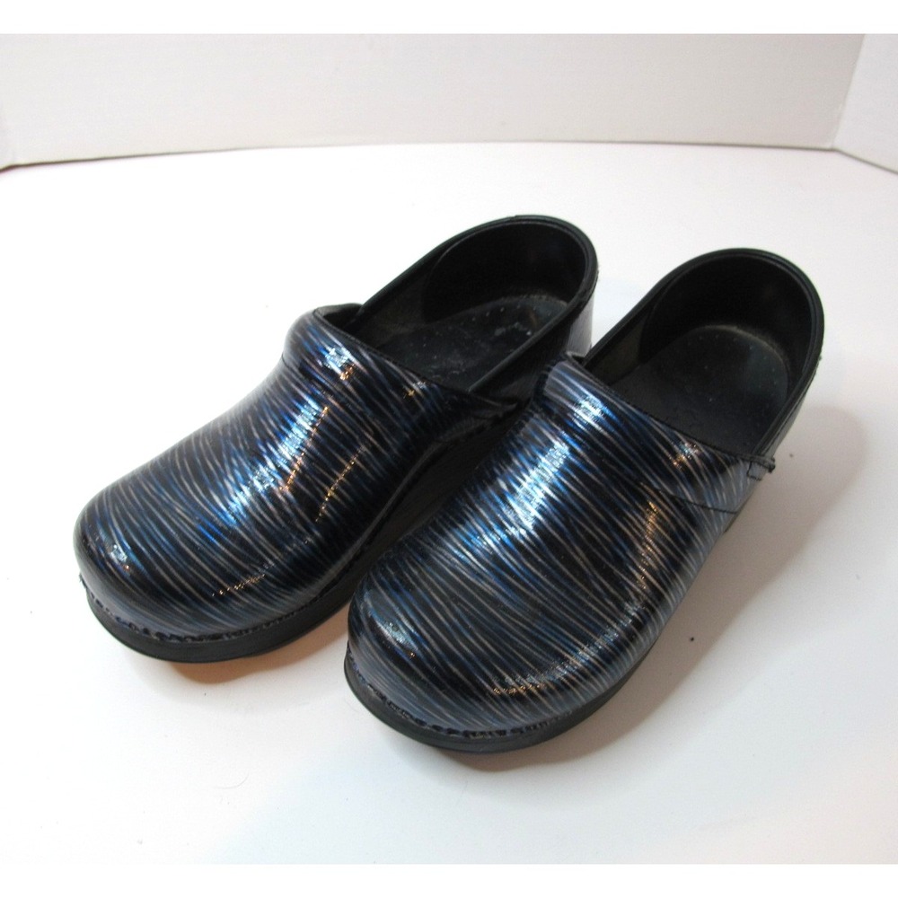 Dansko Professional Wavy Stripes Patent Leather Clogs Women's Size 37 (6.5-7)